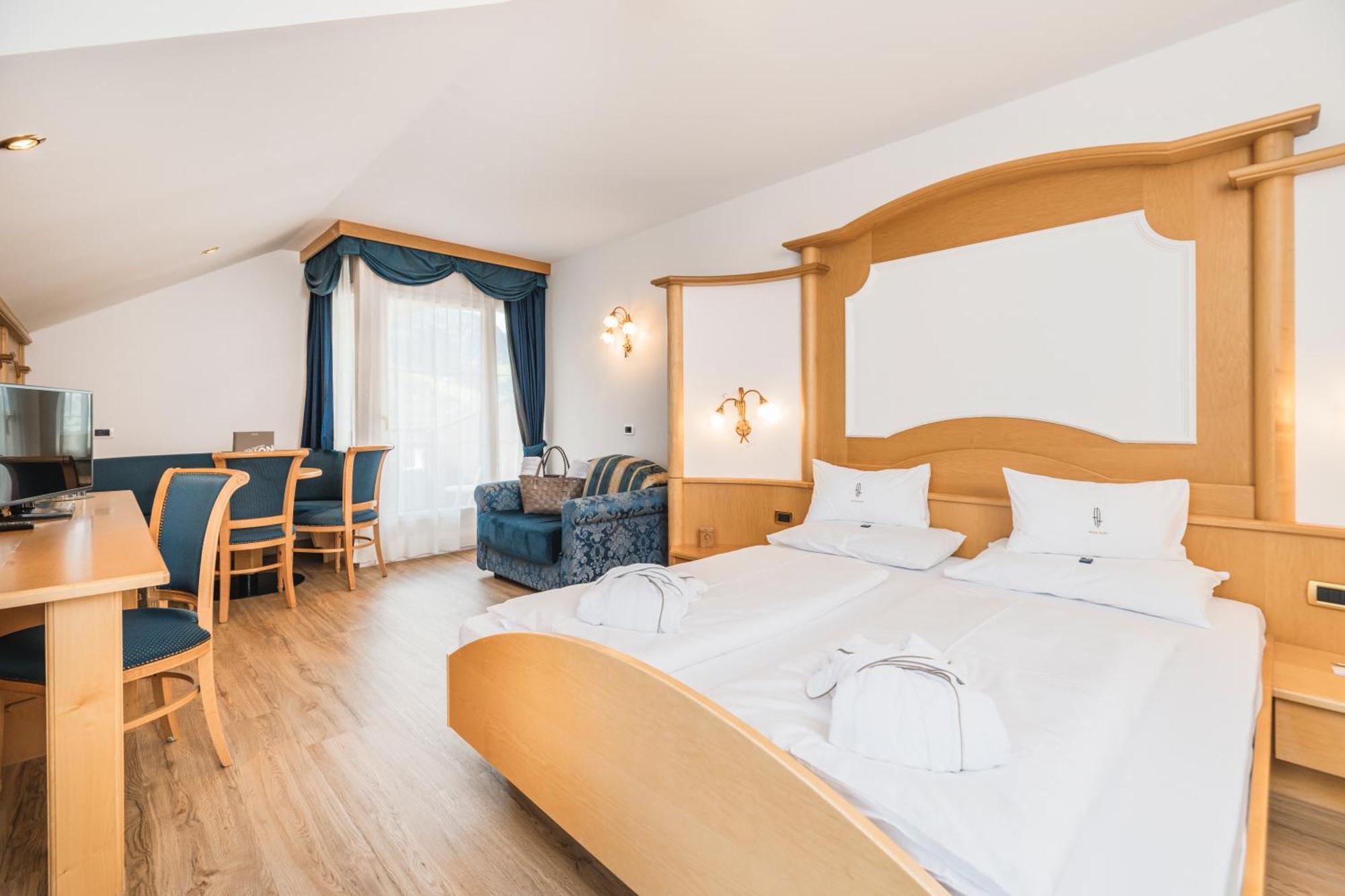 Alpenheim Charming & Spa Hotel Ortisei Luaran gambar