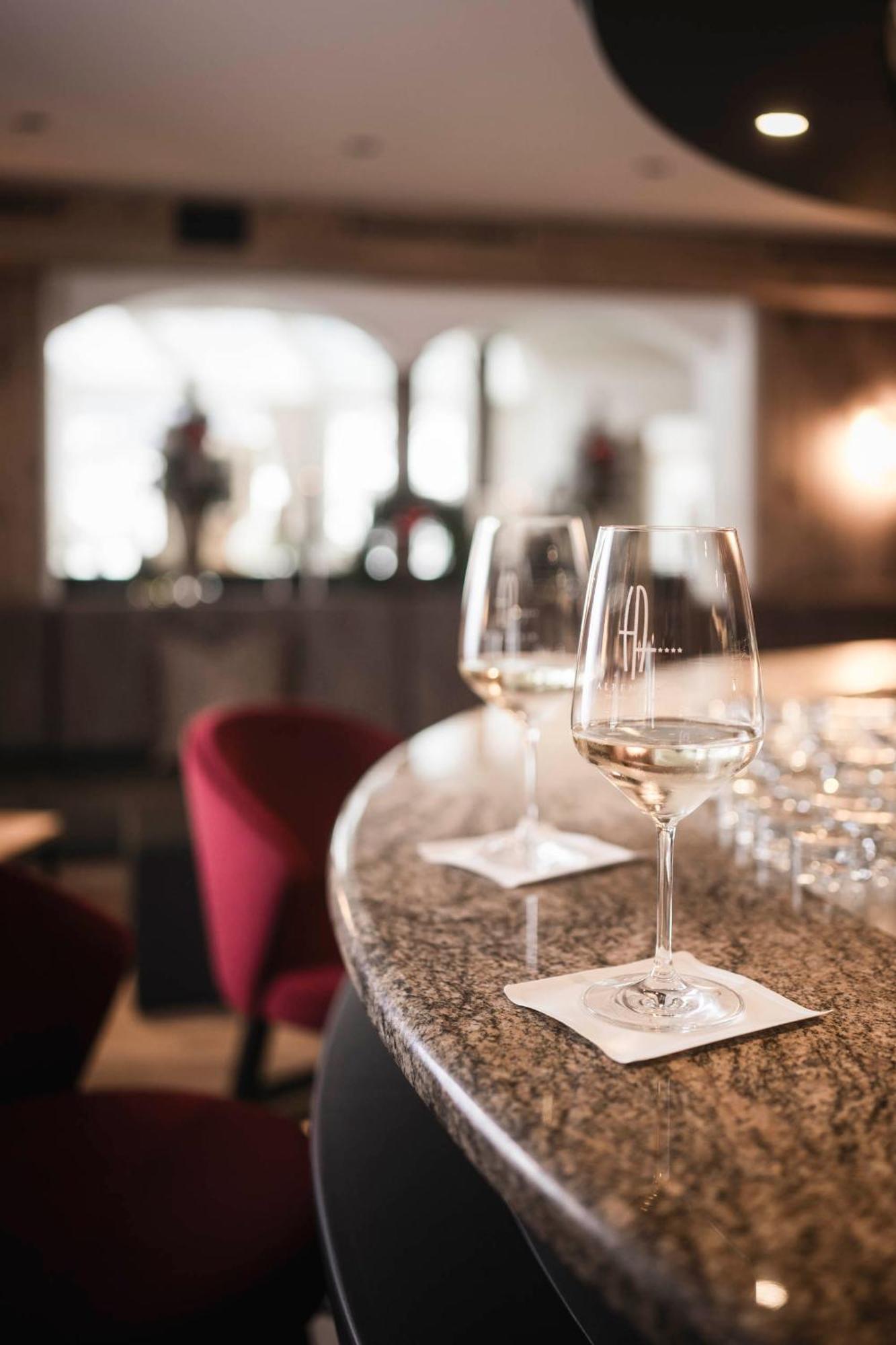 Alpenheim Charming & Spa Hotel Ortisei Luaran gambar