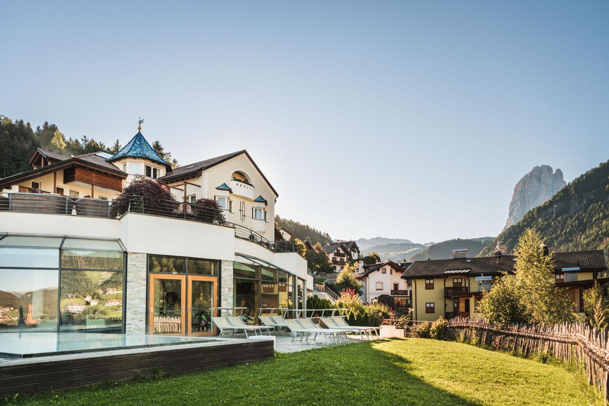 Alpenheim Charming & Spa Hotel Ortisei Luaran gambar
