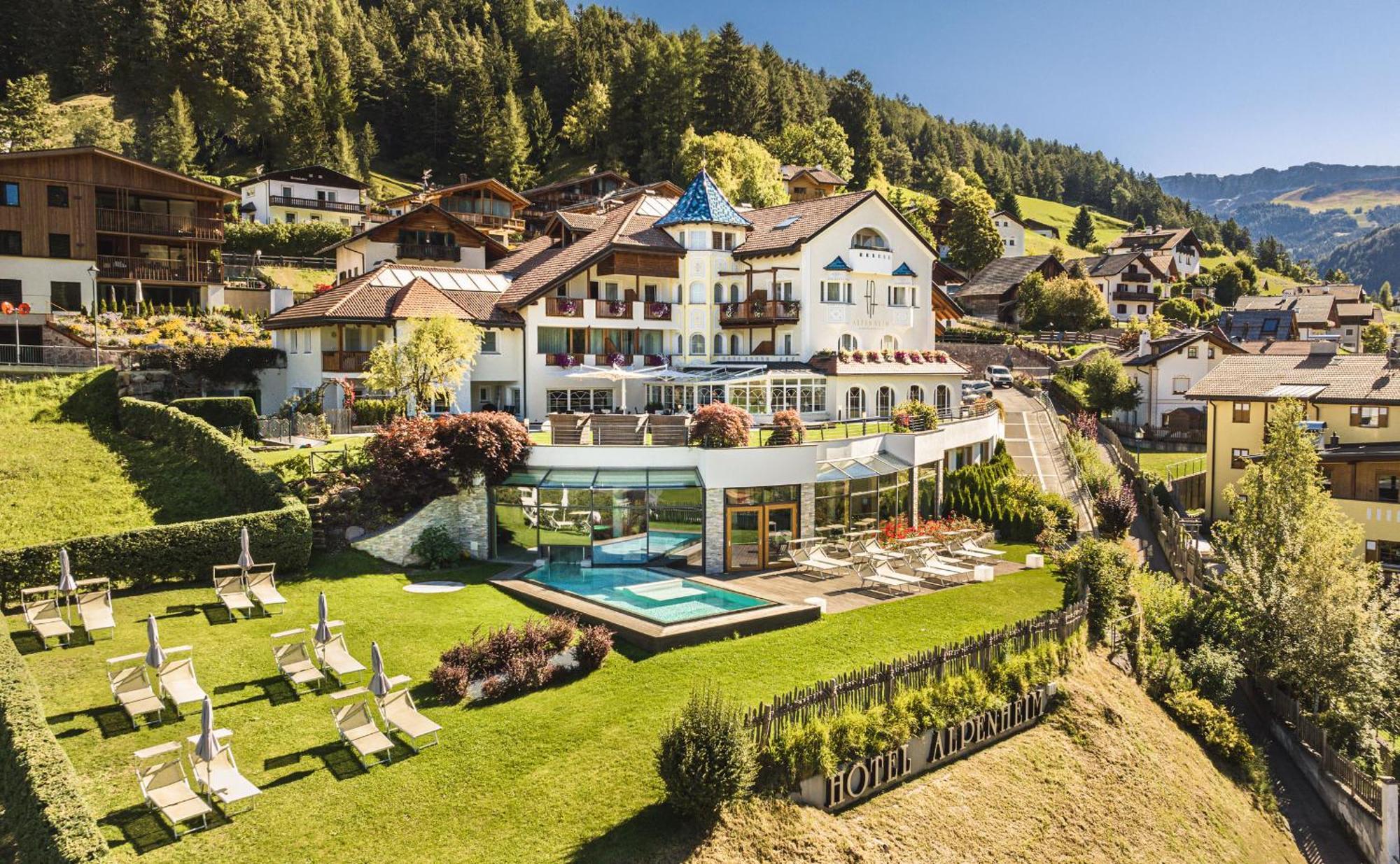 Alpenheim Charming & Spa Hotel Ortisei Luaran gambar