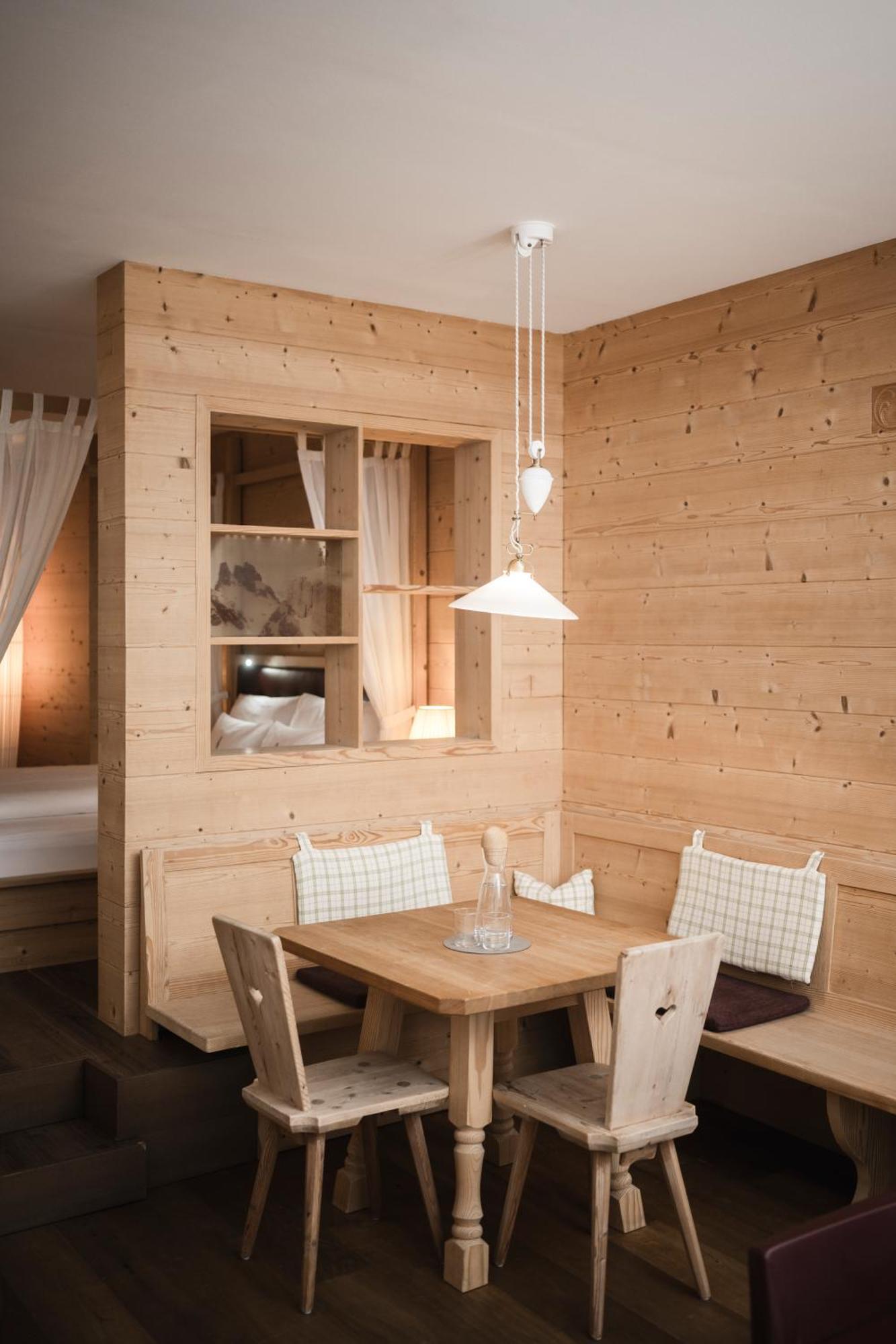 Alpenheim Charming & Spa Hotel Ortisei Luaran gambar